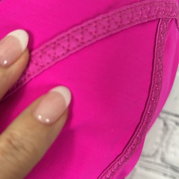 Lululemon Rehearsal Athletic Tank Top swimsuit top Paris Pink size 4 - Picture 8 of 12